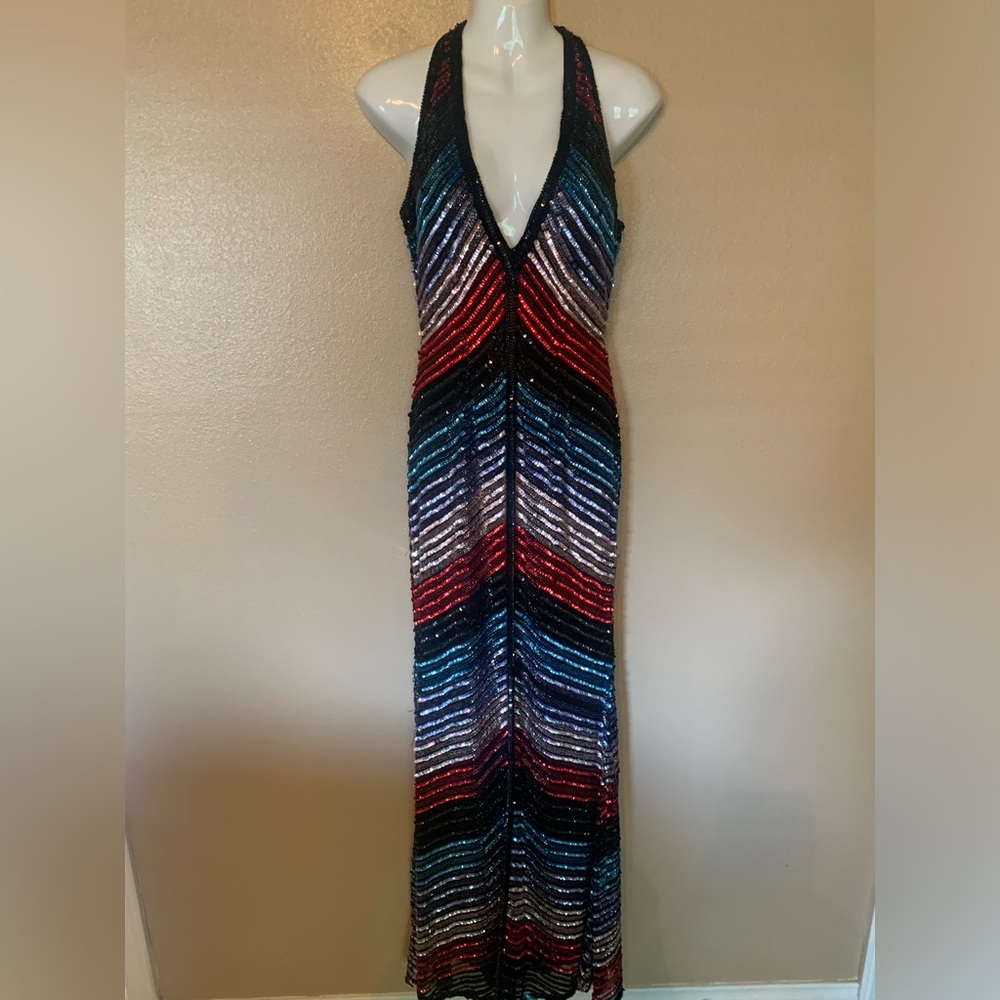 Sherri Hill plunge heavy sequin back cut out film length dress size 2